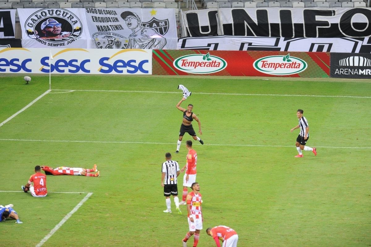 Keno marcou o gol da virada atleticana aos 52 minutos do segundo tempo, em chute cruzado dentro da rea. Bola entrou no ngulo direito do goleiro Felipe