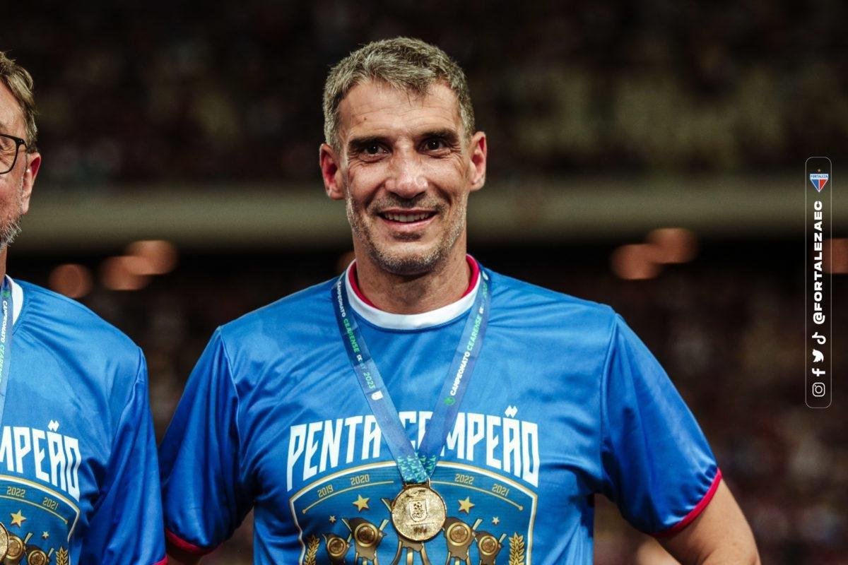 Atualmente no Fortaleza, Juan Pablo Vojvoda j conquistou quatro ttulos: Cearense (2021, 2022, 2023) e Copa do Nordeste (2022)