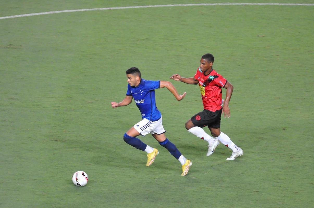 Cruzeiro x Pouso Alegre: fotos do jogo no estdio Independncia, em Belo Horizonte, pelo Campeonato Mineiro