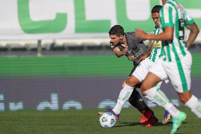 Juventude e Atltico se enfrentaram em Caxias do Sul, pela 15 rodada do Campeonato Brasileiro