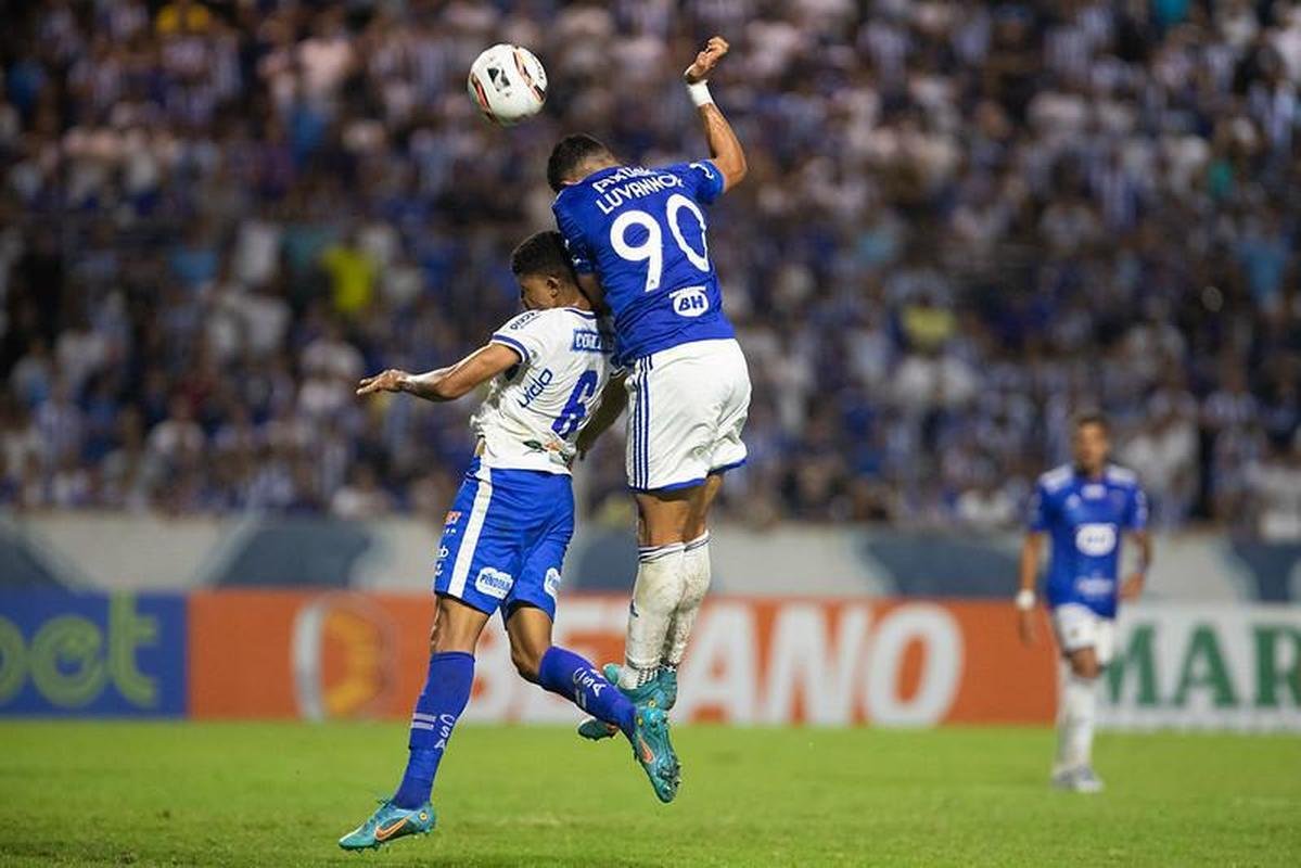 Fotos da partida entre CSA e Cruzeiro, nesta quarta-feira (20), no Rei Pel, em Macei. Jogo  vlido pela 19 rodada da Srie B do Campeonato Brasileiro.
