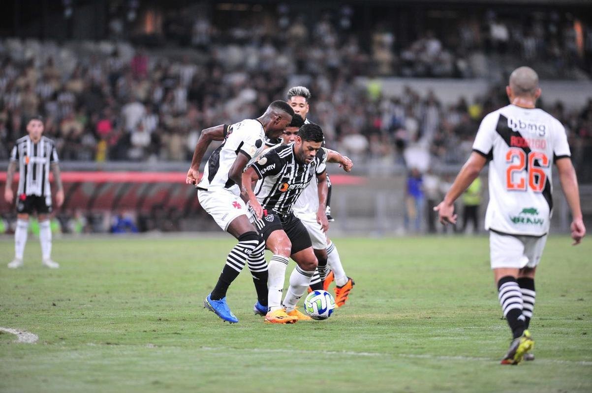 Atltico e Vasco se enfrentaram no Mineiro neste sbado (15/4)