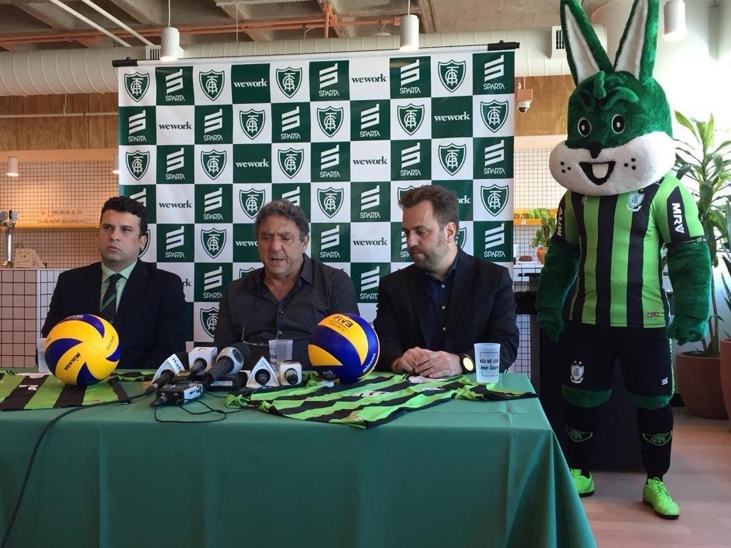 Imagens do lanamento da parceria entre Amrica e Montes Claros