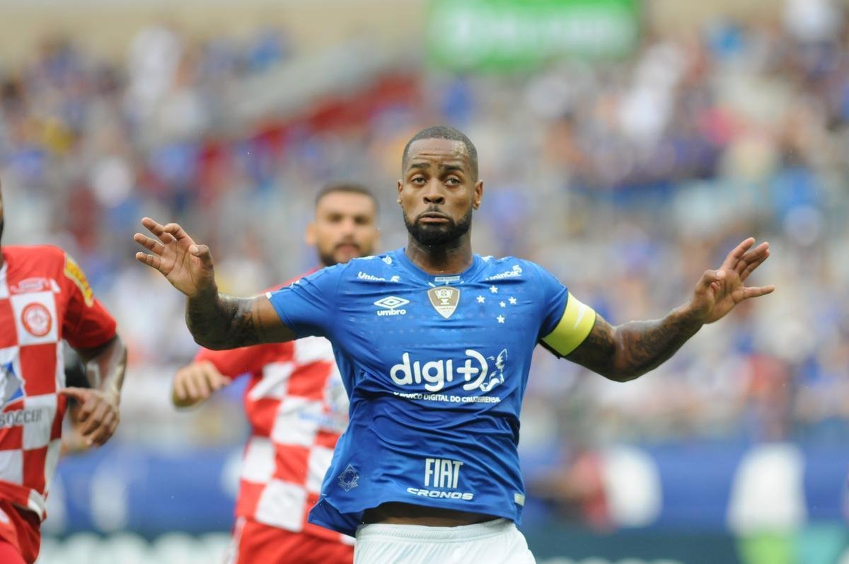 Fotos do jogo entre Cruzeiro e Tombense, no Mineiro, pela nona rodada do Campeonato Mineiro