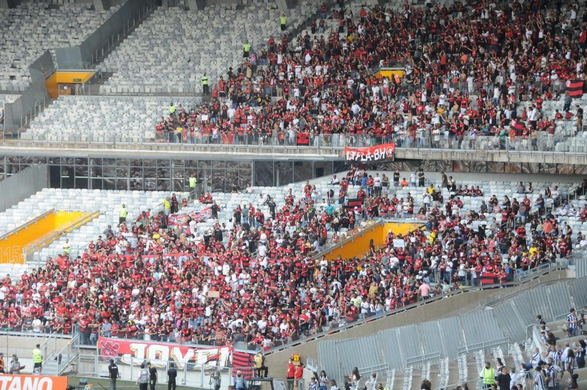 Torcida do Flamengo na partida contra o Atltico, no Mineiro, em Belo Horizonte, em jogo pelo Campeonato Brasileiro