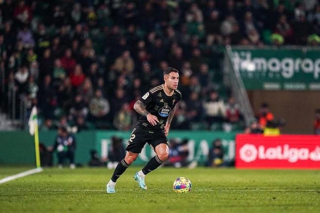 Hugo Mallo - Lateral-direito de 31 anos pertence ao Celta de Vigo e interessa ao Atltico. Ele j trabalhou com o tcnico Eduardo Coudet.