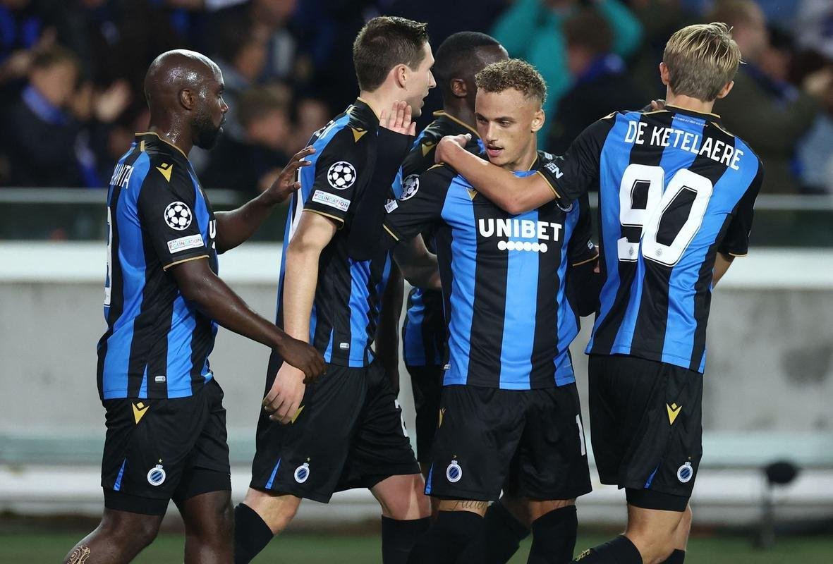 Fotos do empate por 1 a 1 entre Club Brugge e PSG, na Blgica, pela fase de grupos da Liga dos Campees. Time francs contou com Messi, Neymar e Mbapp.