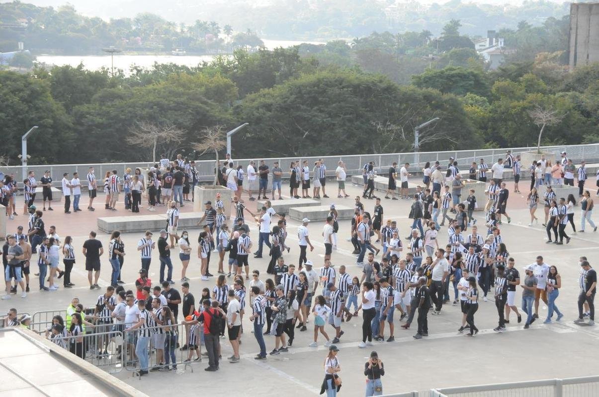 Fotos da torcida do Atltico na partida contra o Flamengo, no Mineiro, em Belo Horizonte, pela 13 rodada do Campeonato Brasileiro