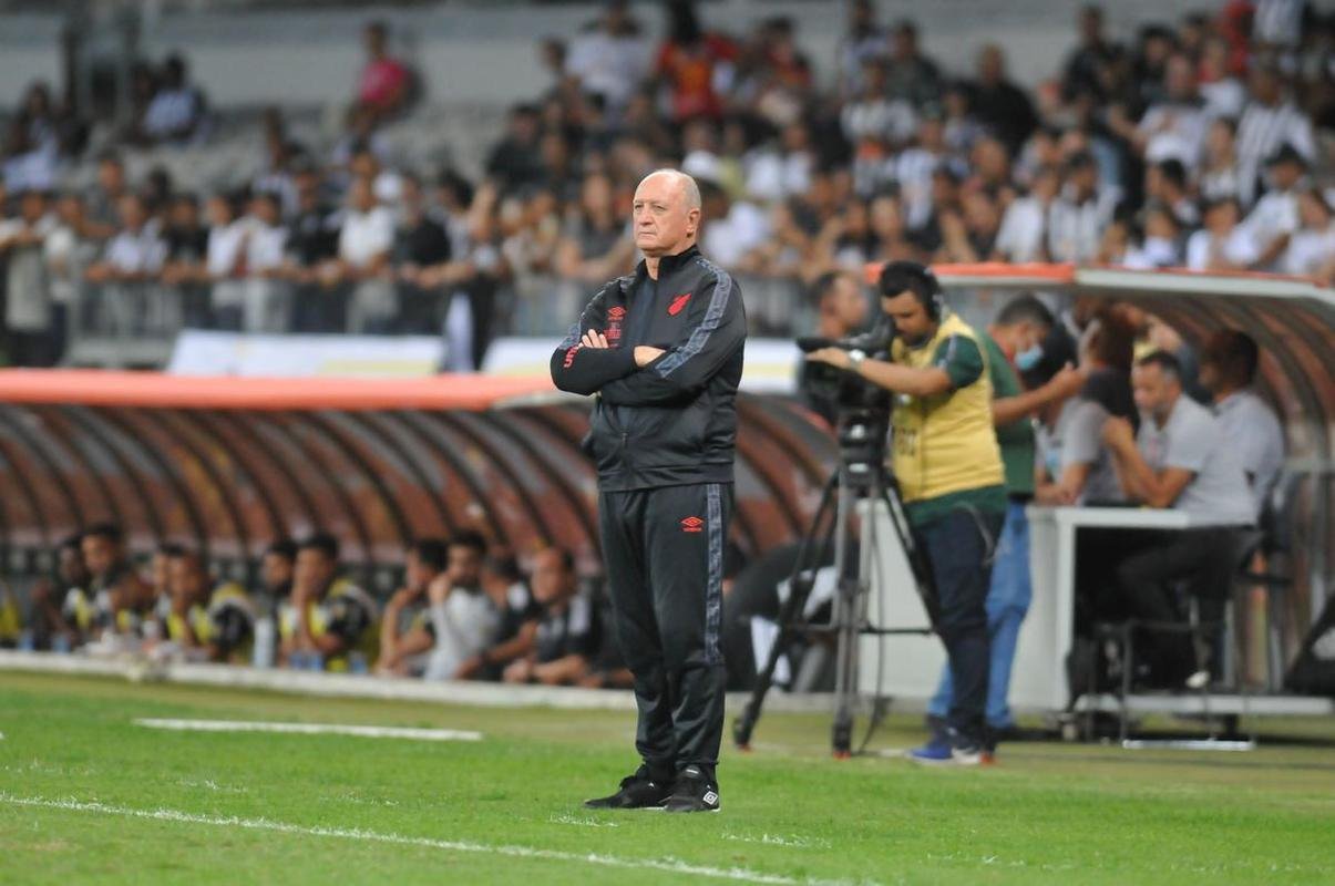 Fotos da partida entre Atltico e Athletico-PR, neste domingo (7), no Mineiro, pela 21 rodada do Campeonato Brasileiro