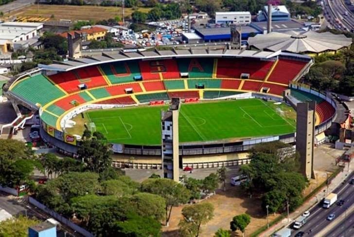 Canind, em So Paulo - 21.004 pessoas (estdio da Portuguesa)