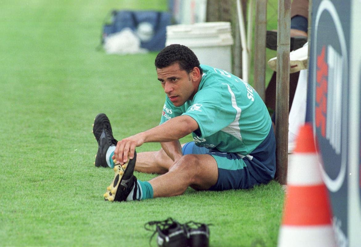 O dia a dia de Fred na Toca da Raposa II entre julho de 2004 e agosto de 2005