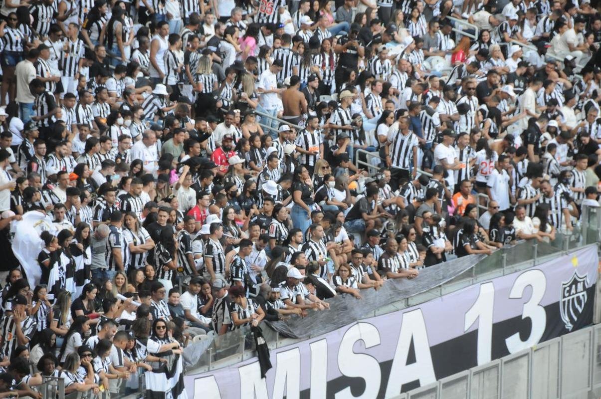 Fotos da torcida do Atltico na partida contra o Flamengo, no Mineiro, em Belo Horizonte, pela 13 rodada do Campeonato Brasileiro
