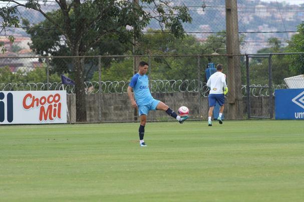 Imagens do treino do Cruzeiro nesta segunda-feira, 19 de fevereiro, na Toca da Raposa II