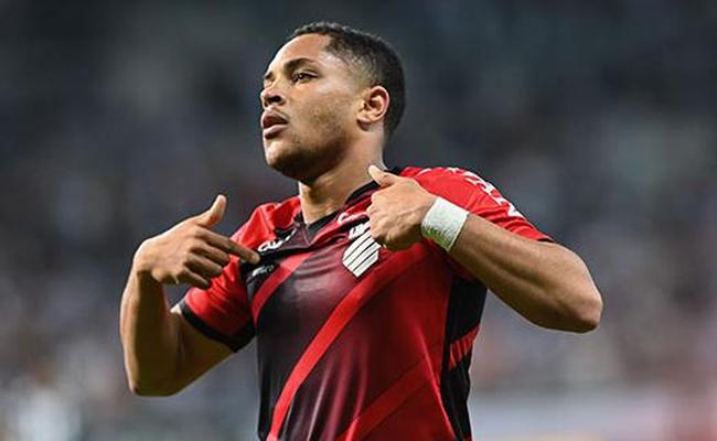 Vitor Roque tem bom retrospecto individual contra o Atltico, mas contou com mais derrotas do que vitria em 2022