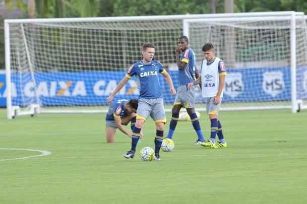 Fotos do treino do Cruzeiro desta sexta-feira (21/10), na Toca da Raposa II (Rodrigo Clemente/EM D.A Press)