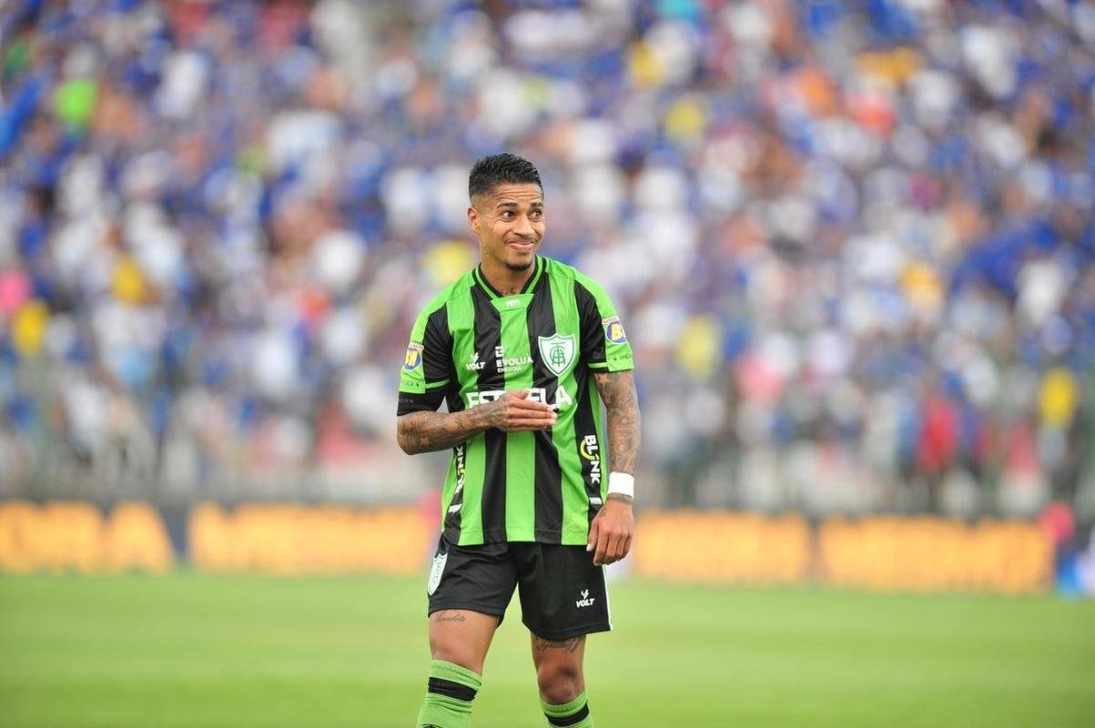 Cruzeiro e Amrica se enfrentaram na Arena do Jacar, em Sete Lagoas, pelo jogo de ida da semifinal do Campeonato Mineiro