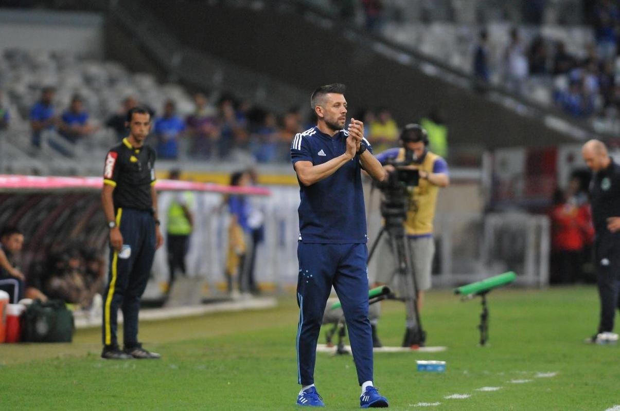 Fotos do jogo entre Cruzeiro e Guarani