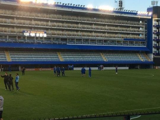 Fotos do mtico estdio de La Bombonera e do trabalho de reconhecimento feito pelo Cruzeiro