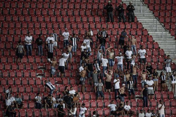 Equipes se enfrentaram na Arena pela terceira rodada do Campeonato Pernambucano
