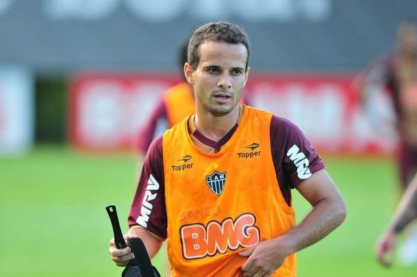 Morais - O meia não entrou em campo nenhuma vez na campanha do título da Libertadores. Teve passagens por Criciúma, América-RN, CRB, São Bento e Botafogo-SP. Aos 34 anos, joga atualmente pelo Brasiliense.