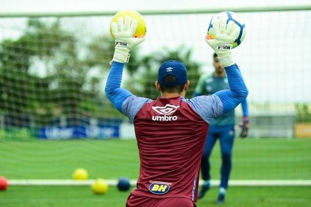 Imagens do treino do Cruzeiro nesta sexta-feira (12/10), antes do jogo contra o Vasco, pelo Brasileiro