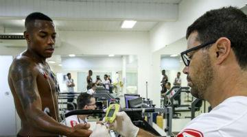 Jogadores do Atltico realizaram testes fsicos e cardiolgicos nesta quinta-feira