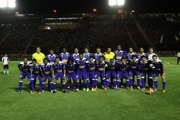 Foto oficial do Cruzeiro tricampeo brasileiro no Barrado