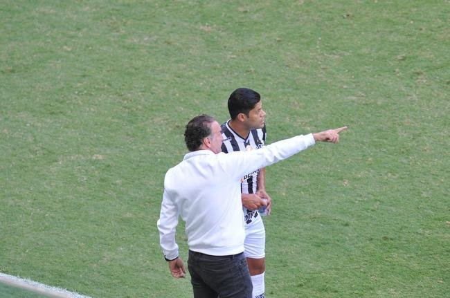 Fotos do jogo de ida da final do Campeonato Mineiro, entre Amrica e Atltico, no Independncia, em Belo Horizonte