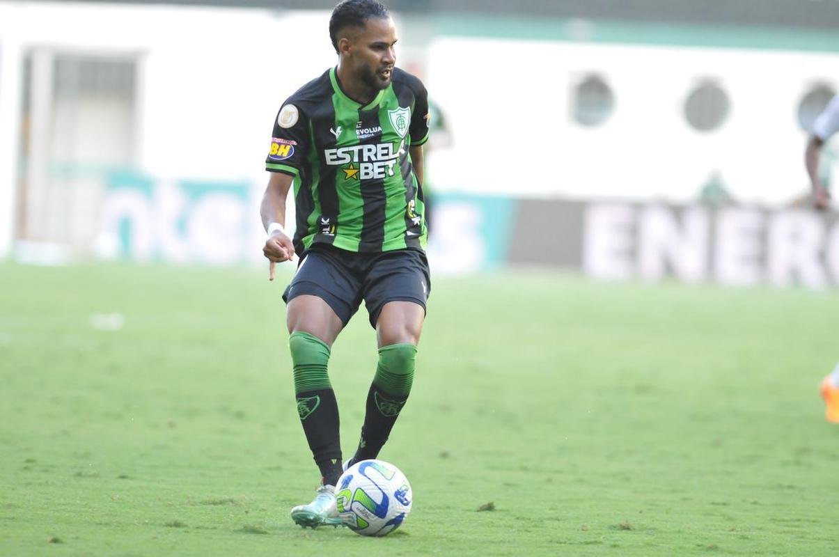 Amrica foi derrotado por 3 a 0 pelo Fluminense neste sbado (15/4), no Independncia, pela 1 rodada do Campeonato Brasileiro