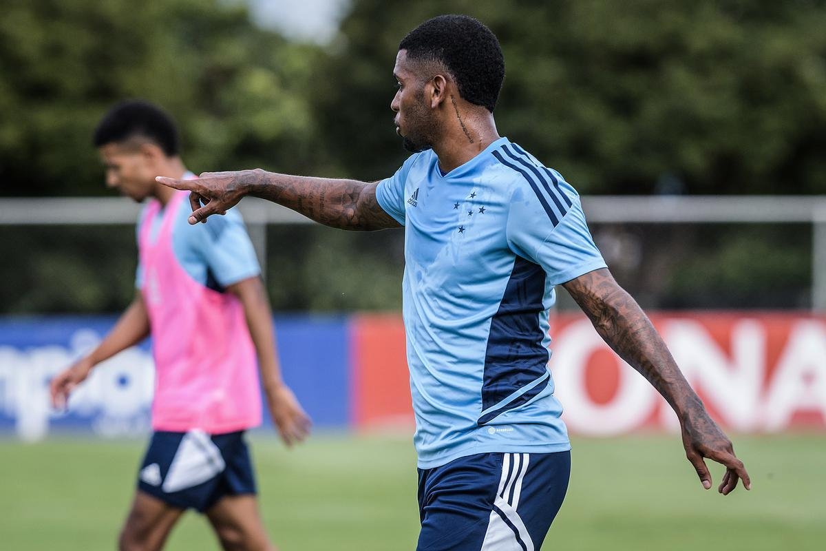 Imagens do treino do Cruzeiro nesta tera-feira (3 de janeiro), na Toca da Raposa II