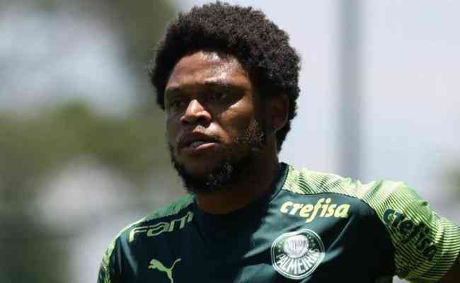 Camisa 10 do Palmeiras nas últimas duas temporadas, Luiz Adriano está fora dos planos do Alviverde para 2022