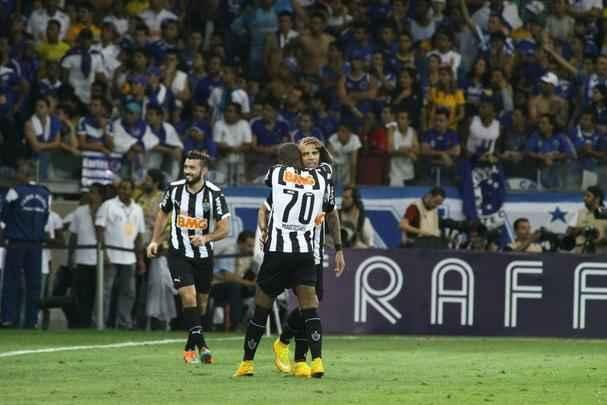 Imagens da deciso entre Cruzeiro e Atltico no Mineiro