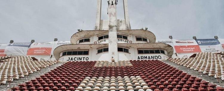 Estádio Tomás Adolfo Ducó (El Palacio), do Huracán