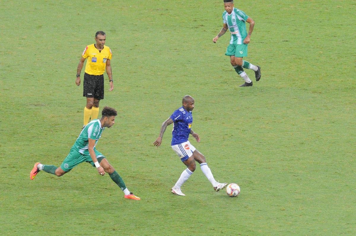 Cruzeiro x Juventude: fotos do jogo desta sexta-feira, no Mineiro, pela 16 rodada da Srie B