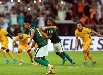 Já classificados para o Mundial no Catar, árabes ficam na liderança, com 23 pontos. Australianos vão para repescagem