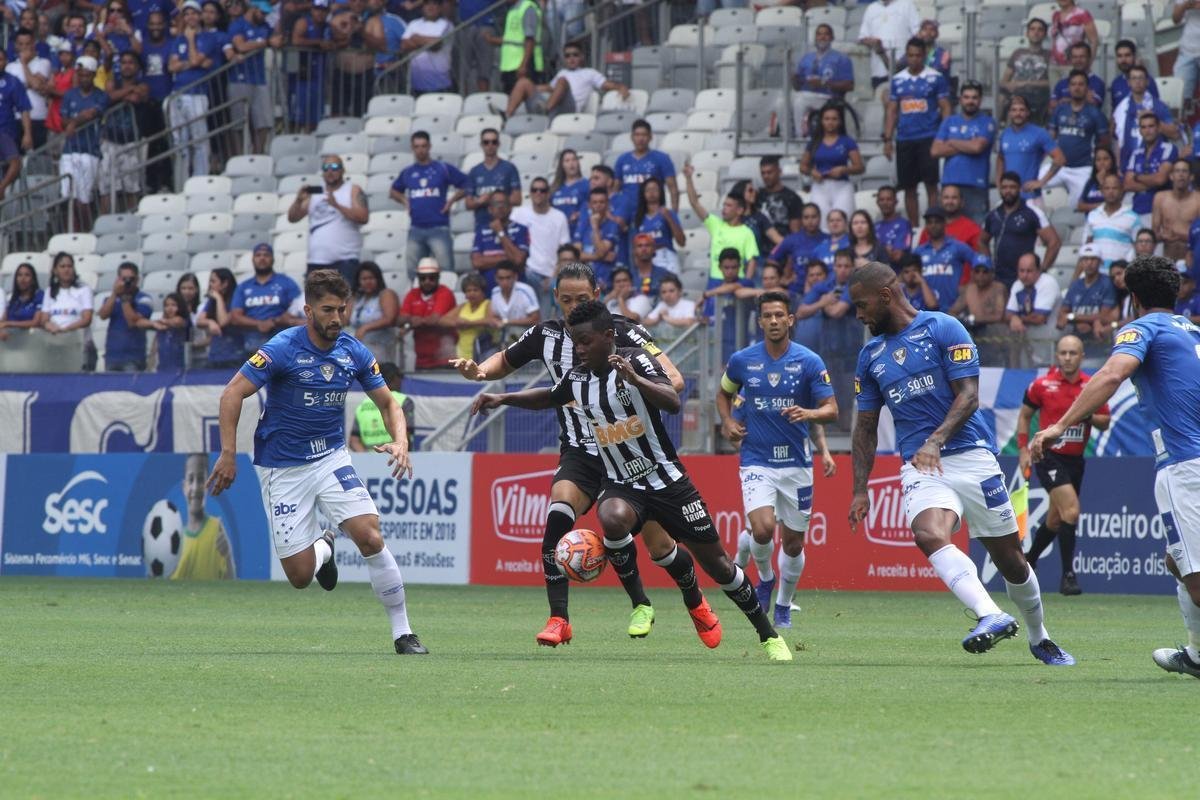 As melhores imagens do clssico entre Cruzeiro e Atltico, no Mineiro, pela 3 rodada do Mineiro