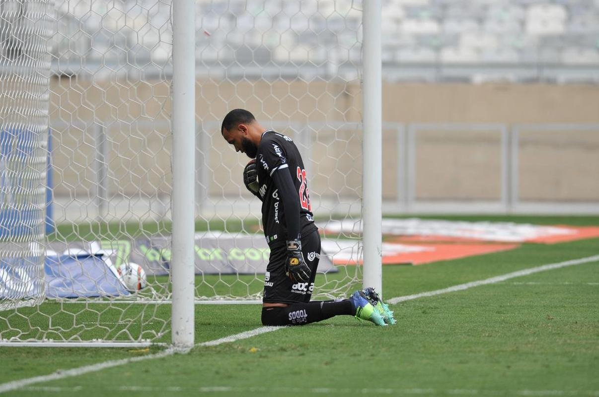 Fotos do jogo de ida da semifinal do Campeonato Mineiro, entre Caldense e Atltico, no Mineiro, em Belo Horizonte