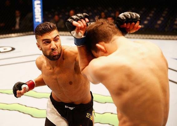 David Teymur venceu Martin Svensson por nocaute t�cnico a 1min26seg do segundo round