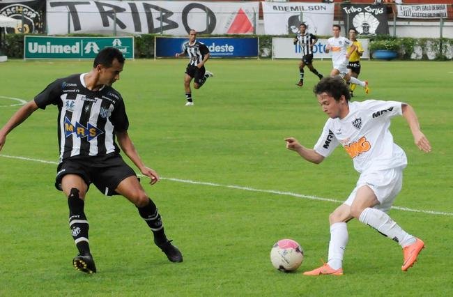 2012 - eliminou o Tupi e foi campeão diante do América