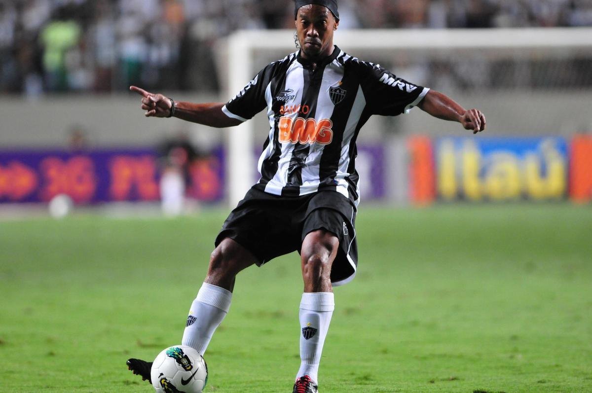 Uniforme principal do Atltico em 2012