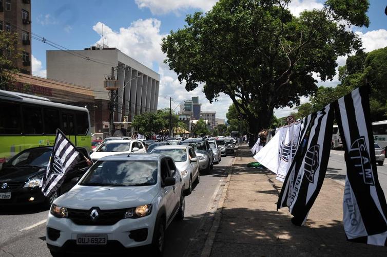 Torcida do Atlético chegou animada ao Mineirão para o jogo da taça, contra o RB Bragantino. Dia de festejar com o time o título do Campeonato Brasileiro de 2021