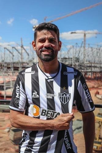 Na Arena MRV, Diego Costa é apresentado como novo reforço do Atlético