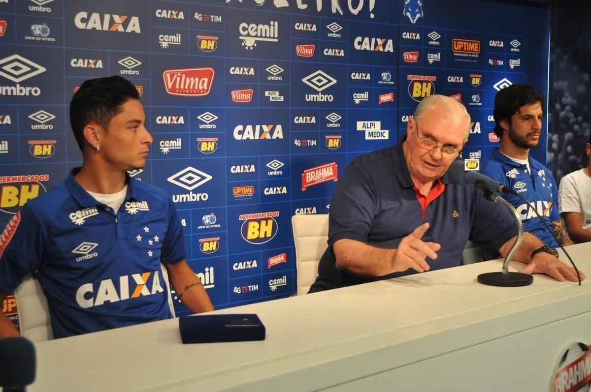 Diogo Barbosa e Hudson foram apresentados pelo presidente Gilvan de Pinho Tavares