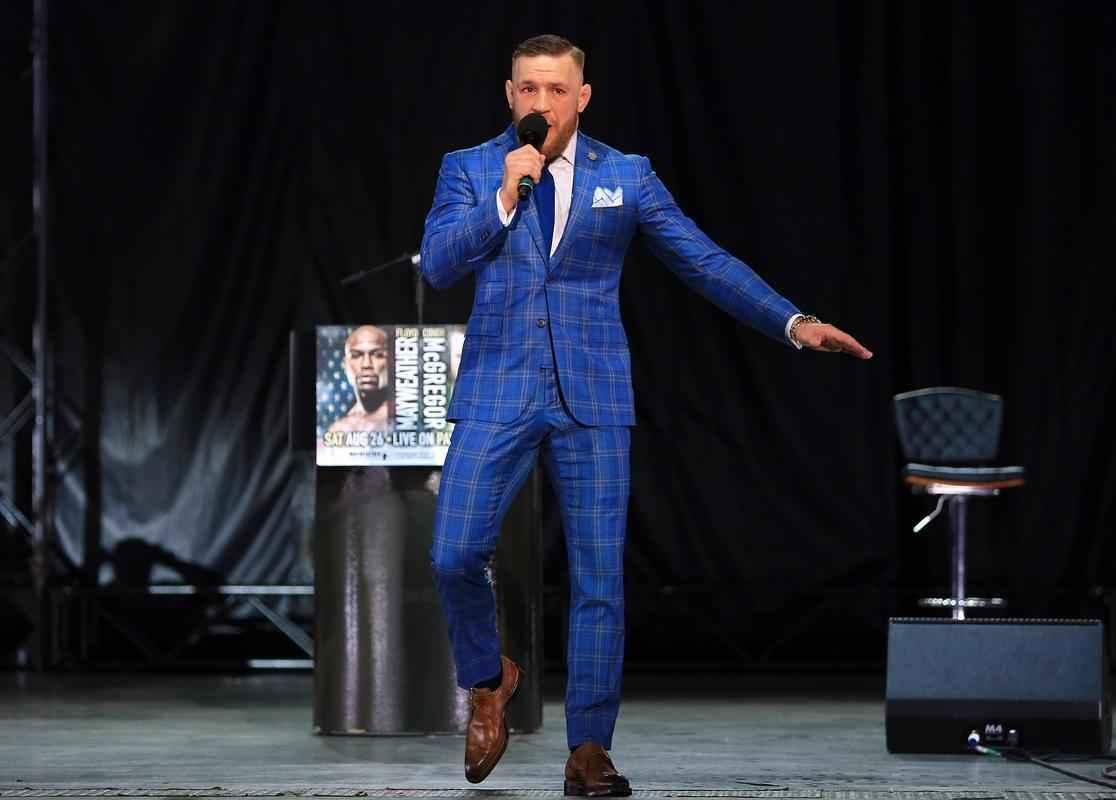 Floyd Mayweather e Conor McGregor tm segundo encontro, em Toronto, com muito falatrio