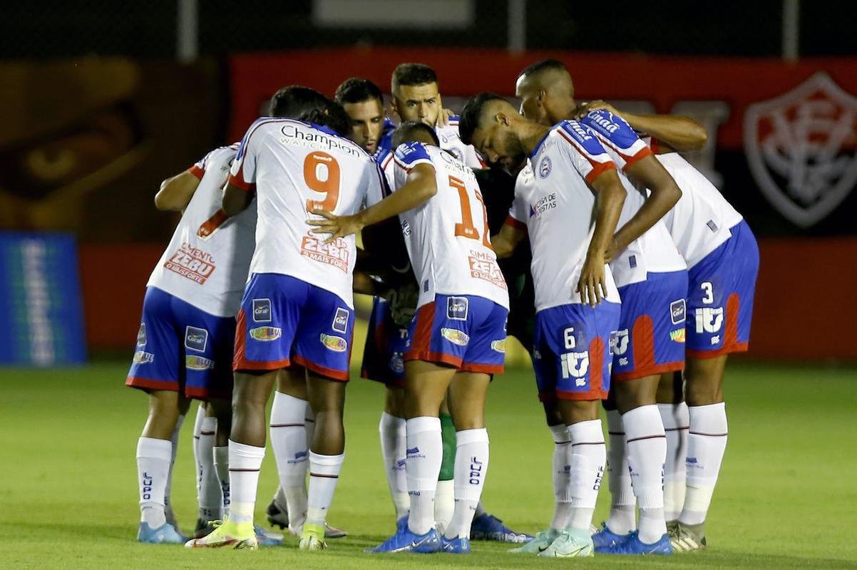 Bahia: 7 jogos, 2 vitrias, 3 empates e 2 derrotas - 42,9% de aproveitamento dos pontos disputados. O time marcou 9 gols e sofreu 8 no Campeonato Baiano e na Copa do Nordeste