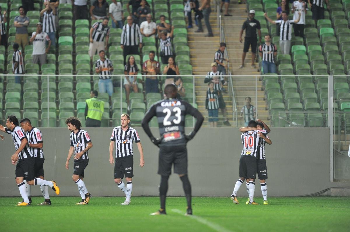 Confira imagens da partida entre Atltico e Vitria, no Independncia