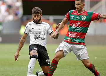 Antes de encarar o Palmeiras, Timão chega a 14 pontos e lidera o grupo C, com quatro vitórias, duas derrotas e dois empates
