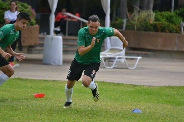 Deportivo Lara treinou a parte física na manhã desta terça-feira, em Valencia, na Venezuela. Time enfrenta o Cruzeiro às 19h15 desta quarta, no Mineirão, pela segunda rodada do Grupo B da Copa Libertadores