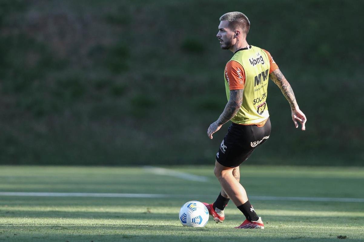 Fotos do primeiro treino de Diego Costa pelo Atltico