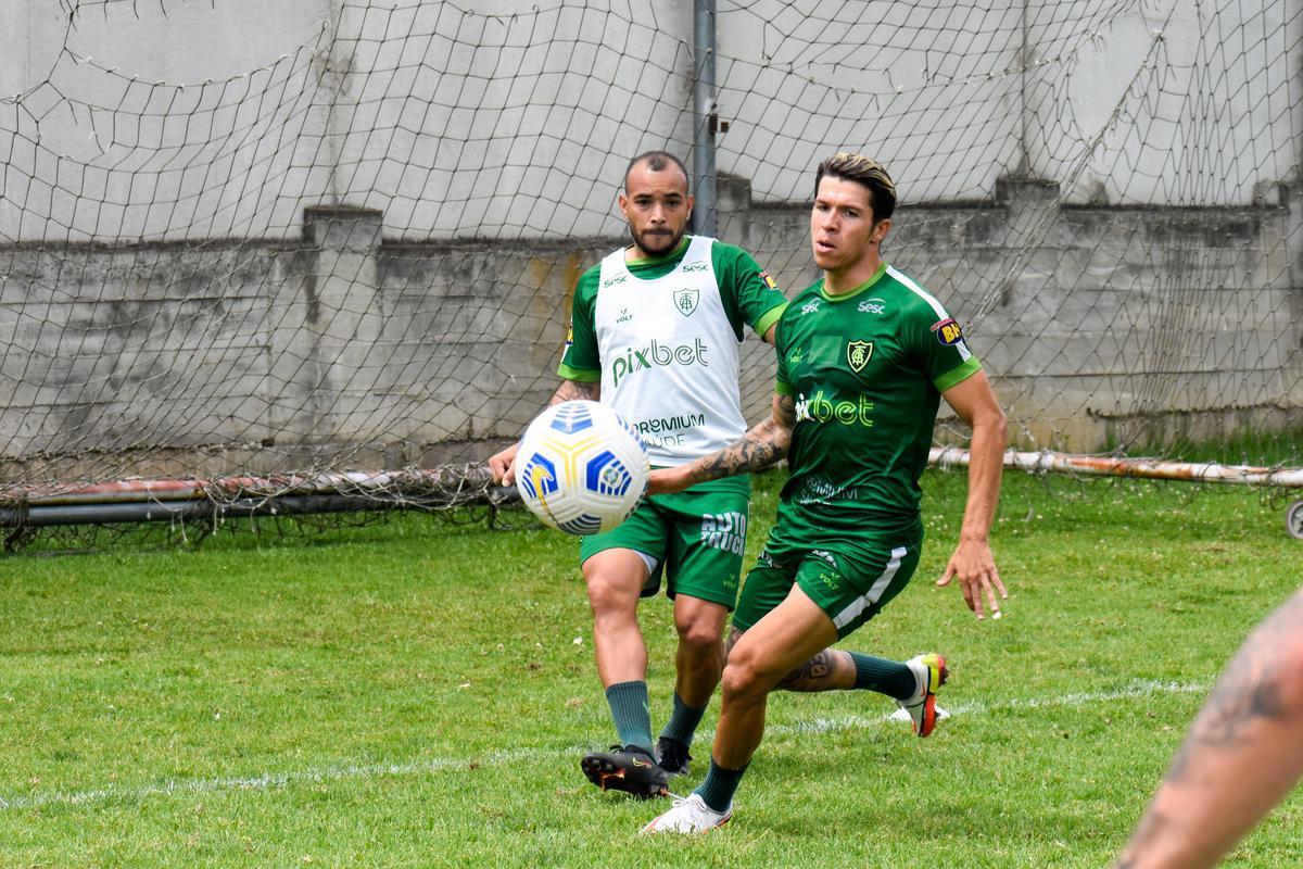 Jogadores do Coelho se preparam para enfrentar o Inter no Beira-Rio